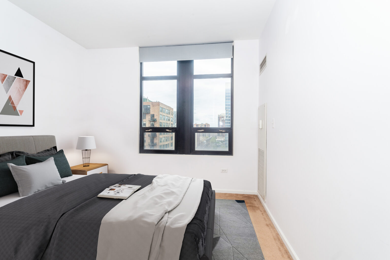 001_master_bedroom